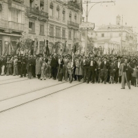 AUTOR DESCONOCIDO. Cabecera de la comitiva por la calle Colón de Valencia. 1933. ES.462508.ADPV/Fondo Fotográfico, nº 08900