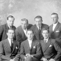Boldún [Salvador Pascual Boldún]. Retrat de Manuel Granero i la seua quadrilla, ca. 1920. ADPV. Col·lecció Boldún, núm. 7527